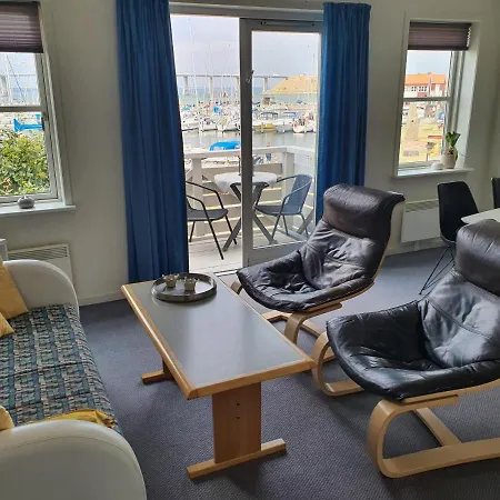 Private Skudehaven Apartment *